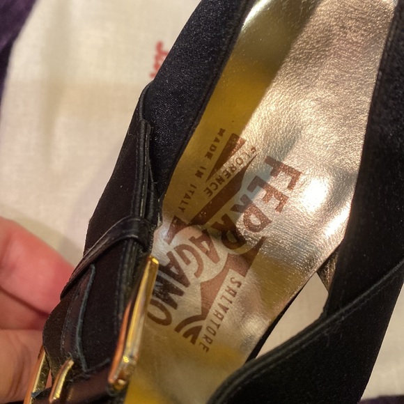 SALVATORE FERRAGAMO “Ghiaia” 8cm black satin and calf sandals NWT size 7.5b - Picture 4 of 9